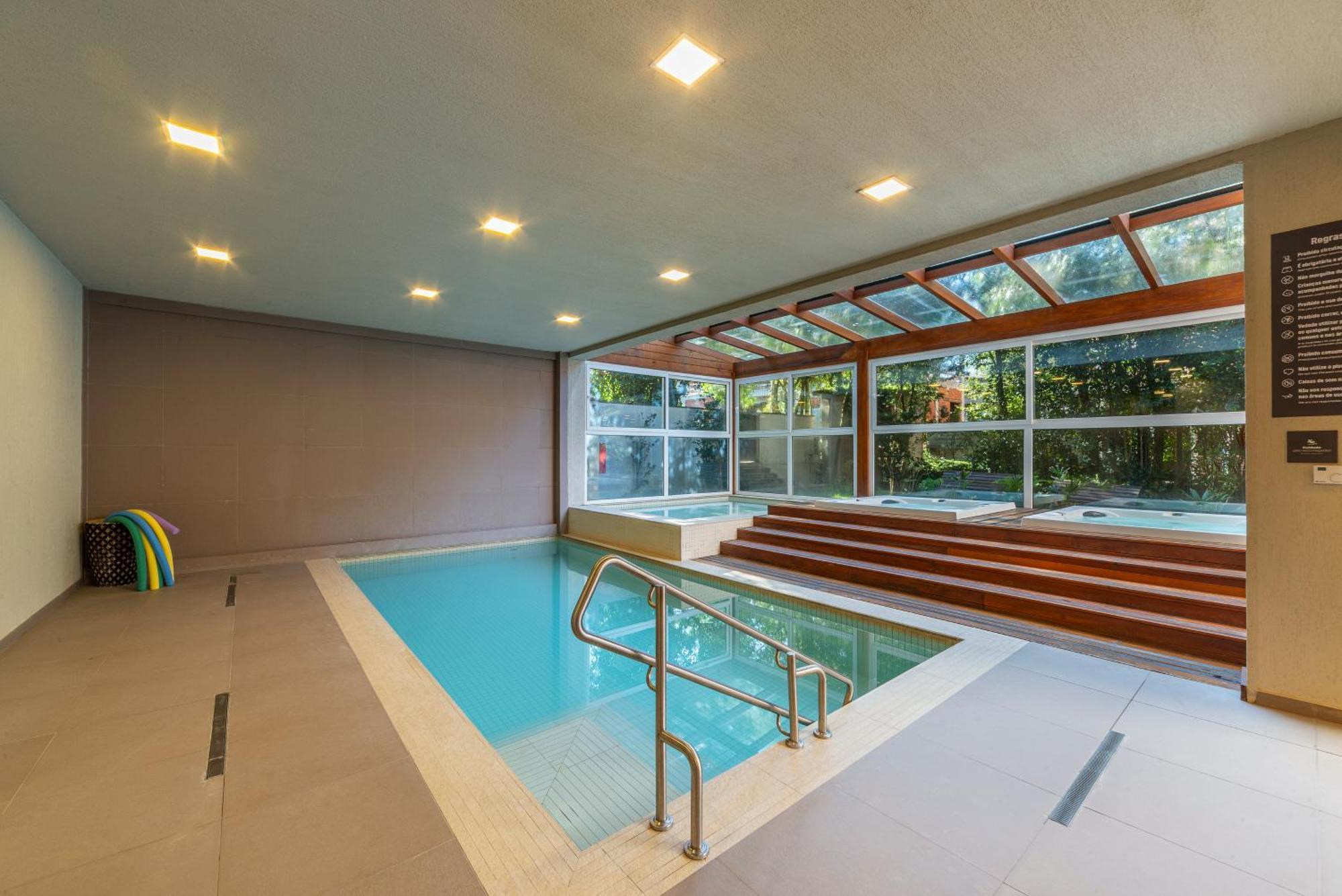 Hotel Laghetto Stilo Borges กรามาโด ภายนอก รูปภาพ Indoor pool