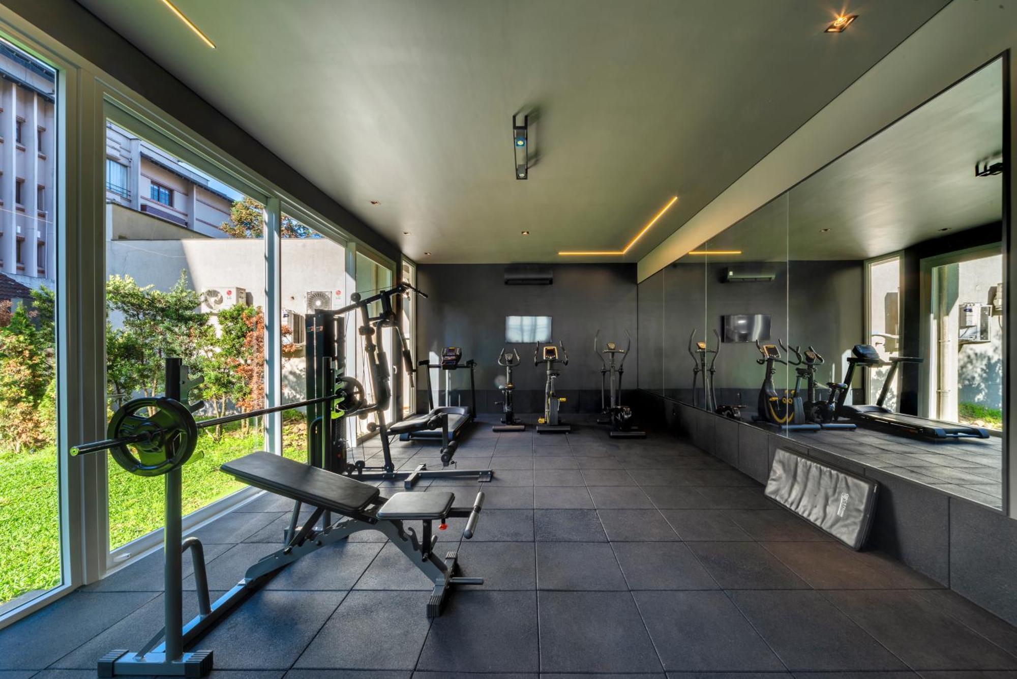 Hotel Laghetto Stilo Borges กรามาโด ภายนอก รูปภาพ The gym at the hotel