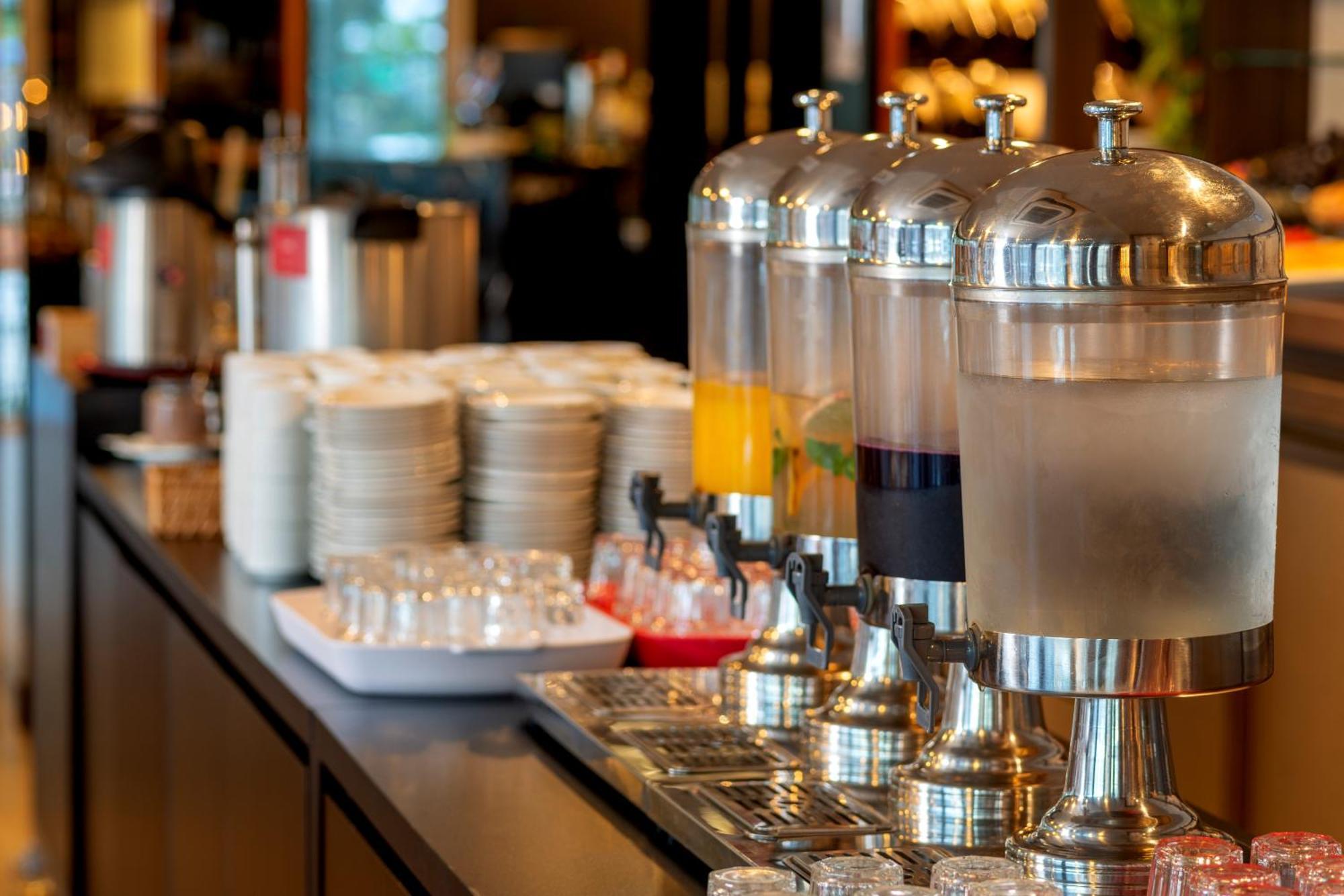 Hotel Laghetto Stilo Borges กรามาโด ภายนอก รูปภาพ A beer tap