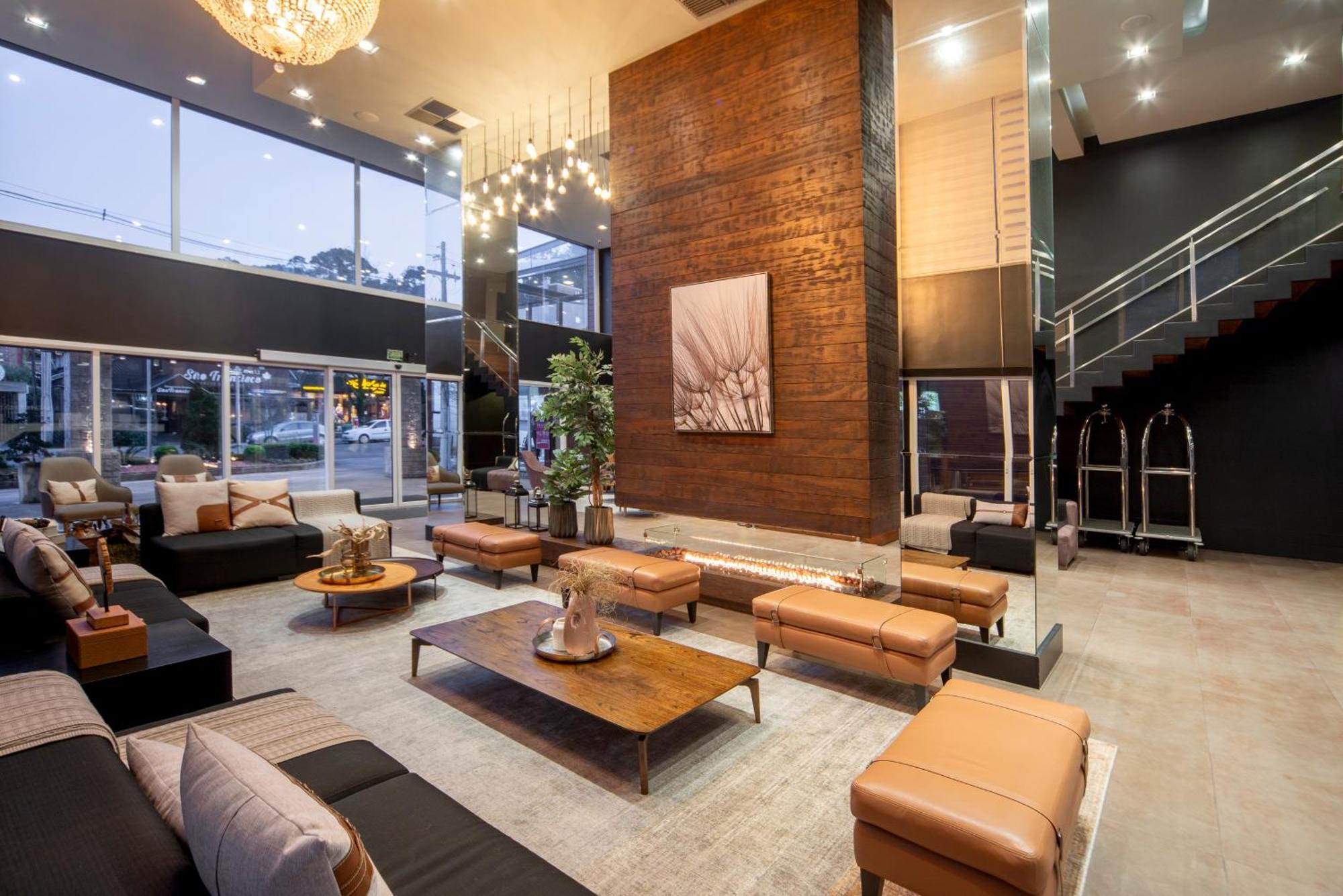 Hotel Laghetto Stilo Borges กรามาโด ภายนอก รูปภาพ Lobby