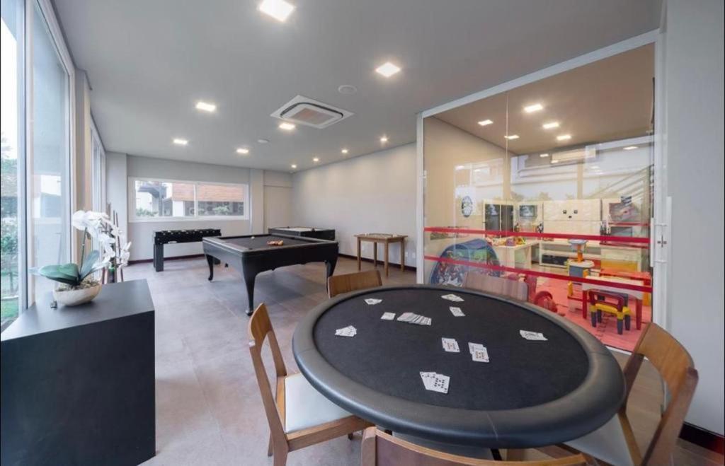 Hotel Laghetto Stilo Borges กรามาโด ภายนอก รูปภาพ A mahjong table in a game room